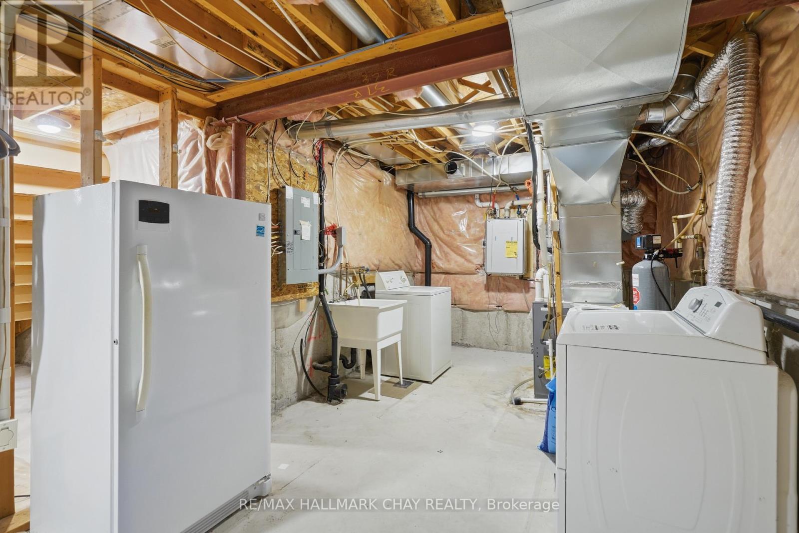 71 Stonemount Crescent, Essa, Ontario  L0M 1B4 - Photo 24 - N13501616