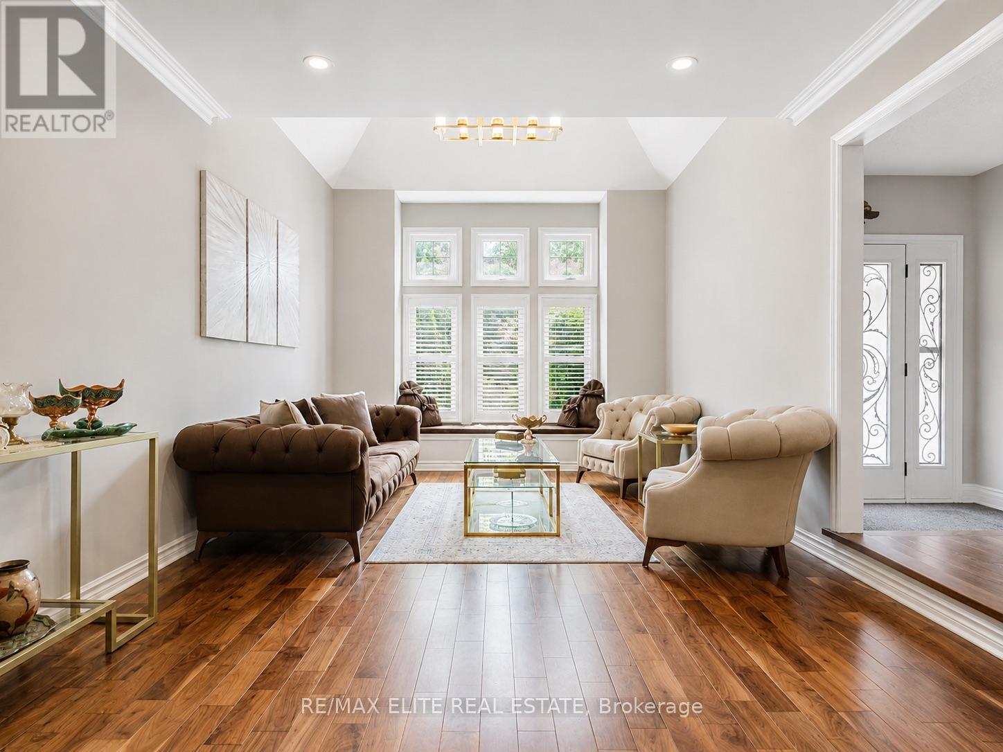 359 Fairway Gardens, Newmarket, Ontario  L3X 1B4 - Photo 4 - N13501680