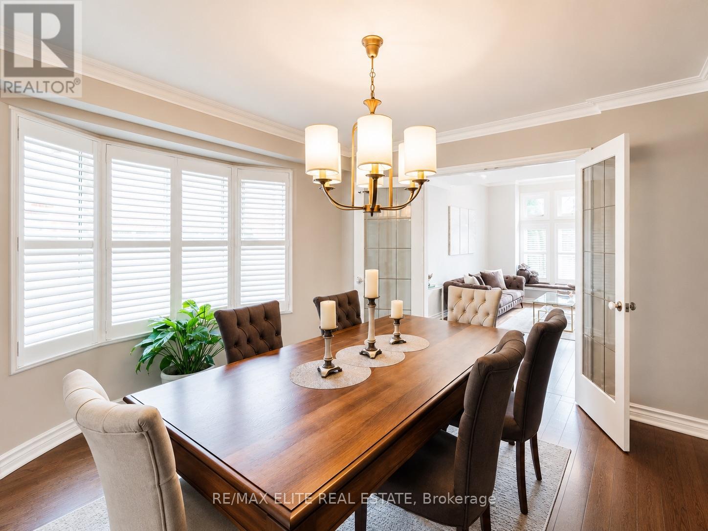 359 Fairway Gardens, Newmarket, Ontario  L3X 1B4 - Photo 7 - N13501680