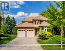 359 FAIRWAY GARDENS, Newmarket, Ontario