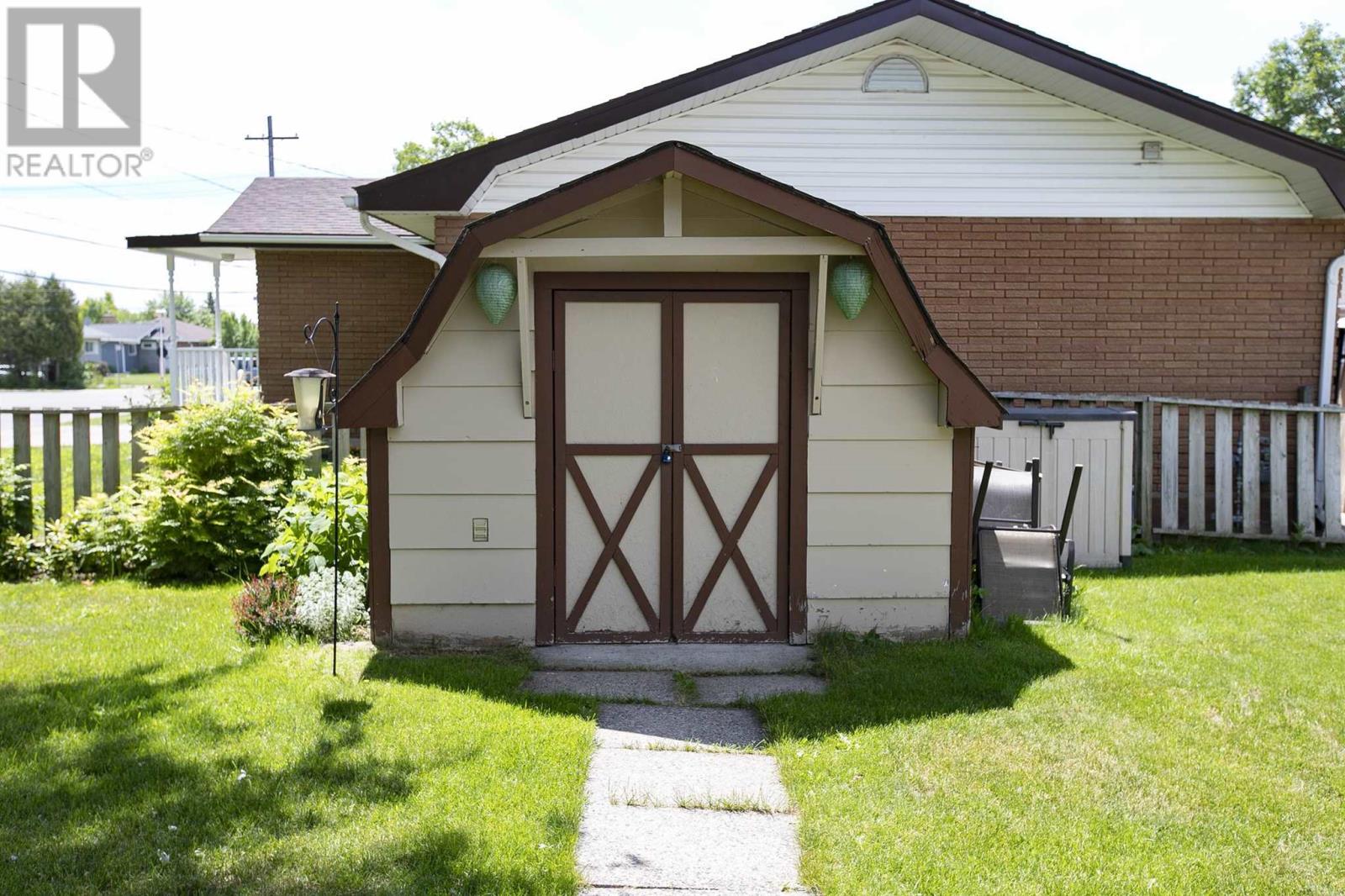 79 Tilley Rd, Sault Ste. Marie, Ontario  P6B 3Y7 - Photo 10 - SM261598