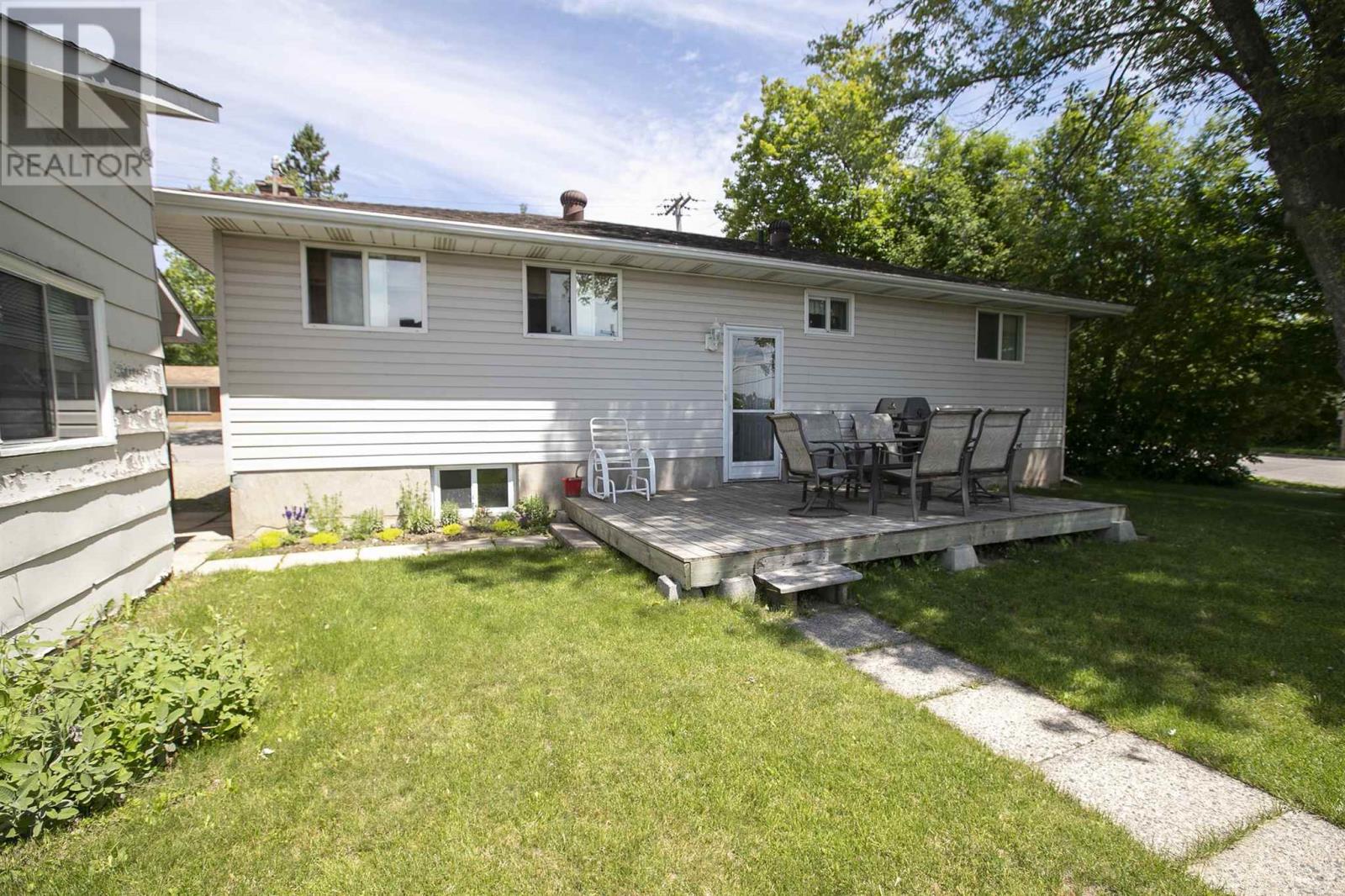 79 Tilley Rd, Sault Ste. Marie, Ontario  P6B 3Y7 - Photo 4 - SM261598