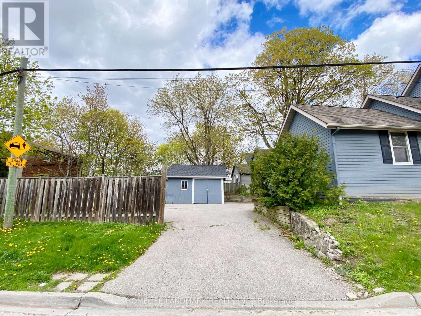 41 Arnold Crescent, Richmond Hill, Ontario  L4C 3R6 - Photo 40 - N13497012