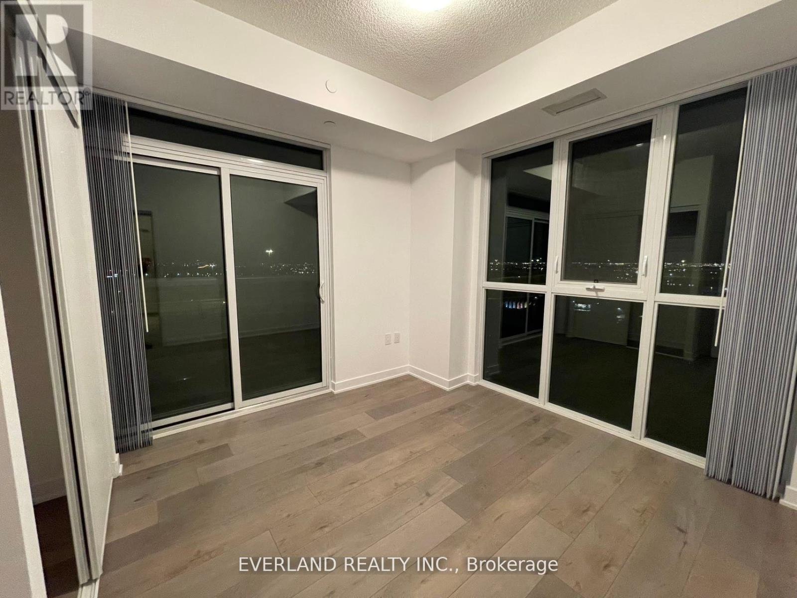 1118 - 60 Honeycrisp Crescent, Vaughan, Ontario  L4K 0N5 - Photo 5 - N13497028