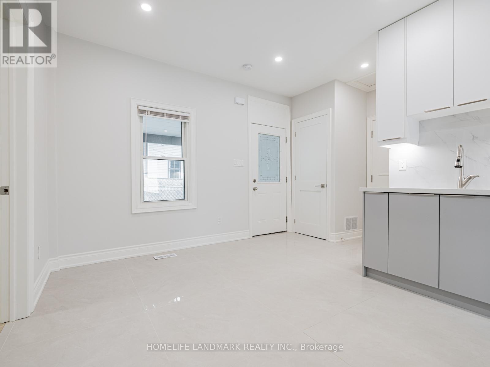 41 Arnold Crescent, Richmond Hill, Ontario  L4C 3R6 - Photo 34 - N13497012