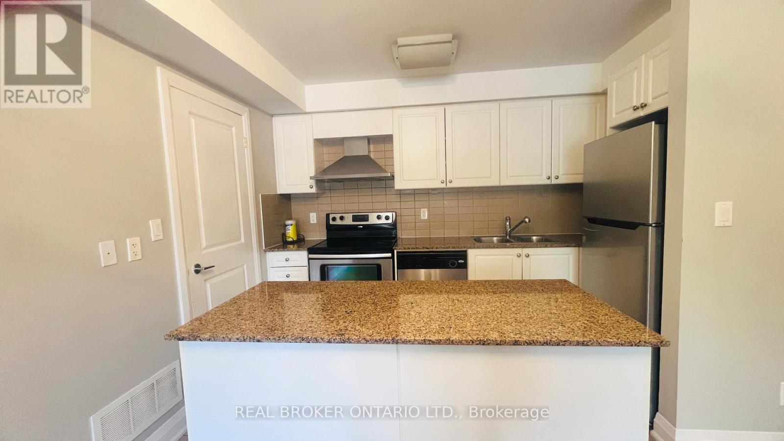 214 - 320 John Street, Markham, Ontario  L3T 0B1 - Photo 10 - N13497072