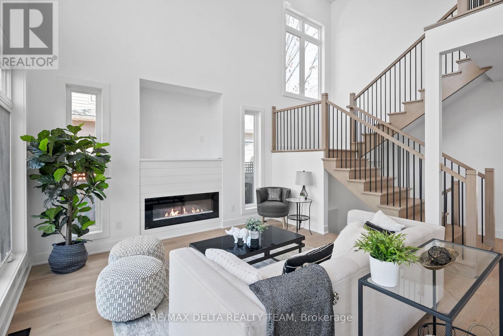 43 St Claire Avenue, Ottawa, Ontario  K2G 2A1 - Photo 9 - X13500922