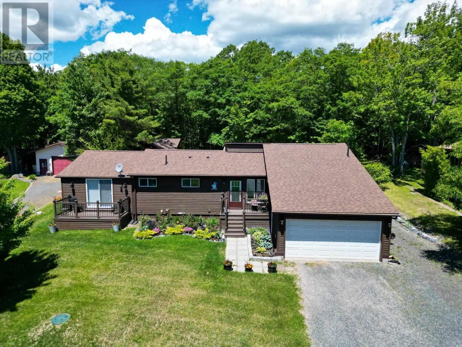 22 Beech DR, Blind River, Ontario