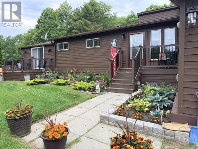 22 Beech Dr, Blind River, Ontario  P0R 1B0 - Photo 2 - SM261652