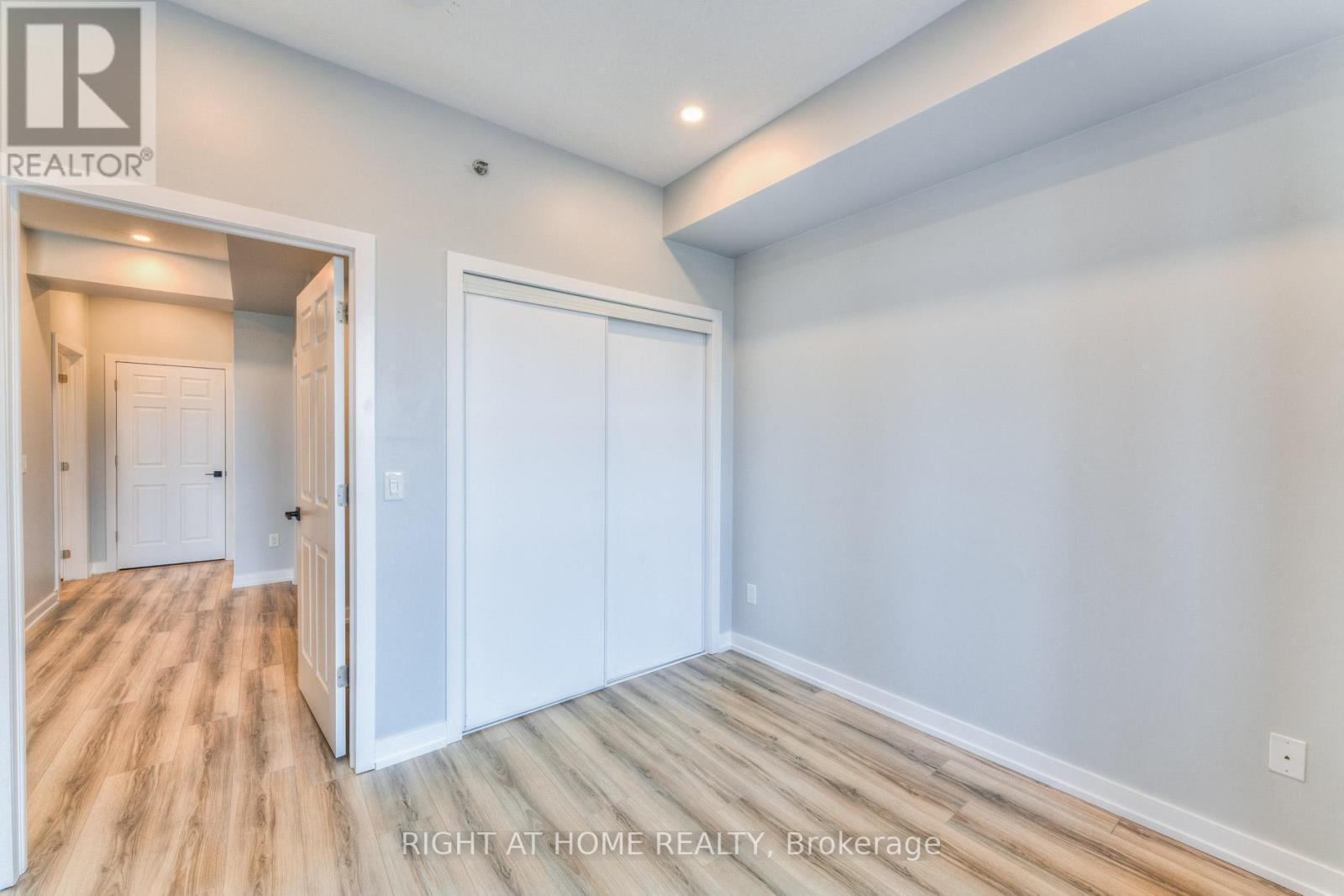 320 - 2486 Old Bronte Road, Oakville, Ontario  L6M 0Y4 - Photo 10 - W13497018