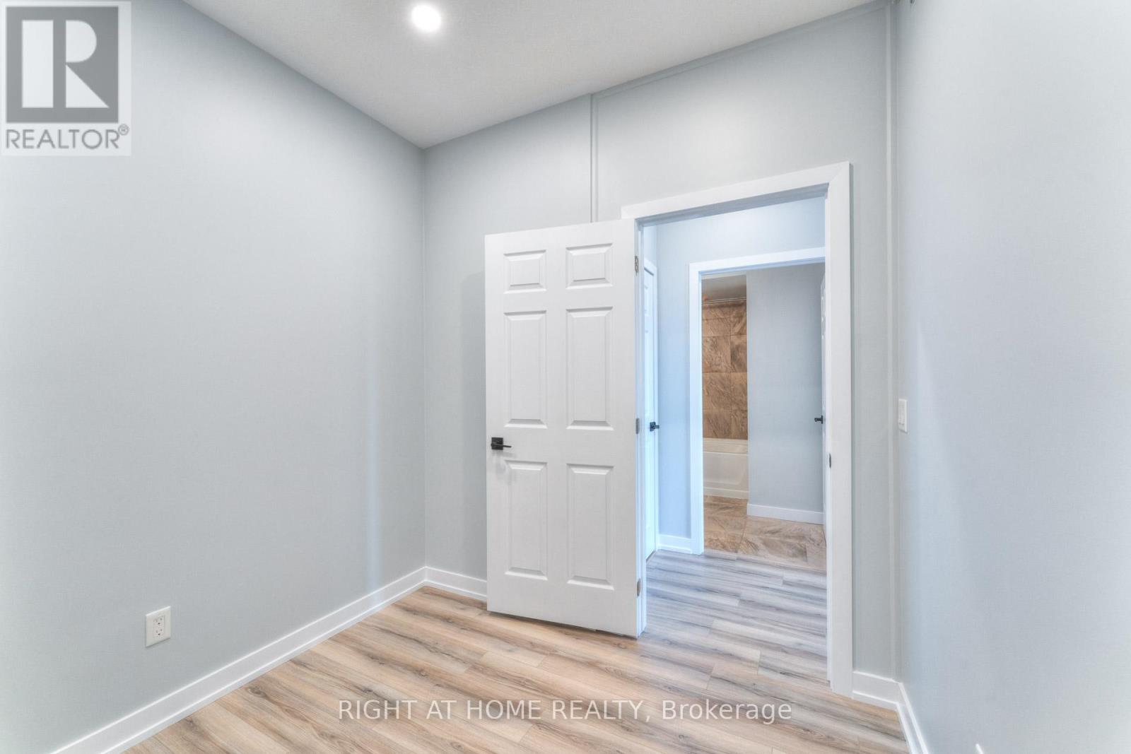 320 - 2486 Old Bronte Road, Oakville, Ontario  L6M 0Y4 - Photo 12 - W13497018