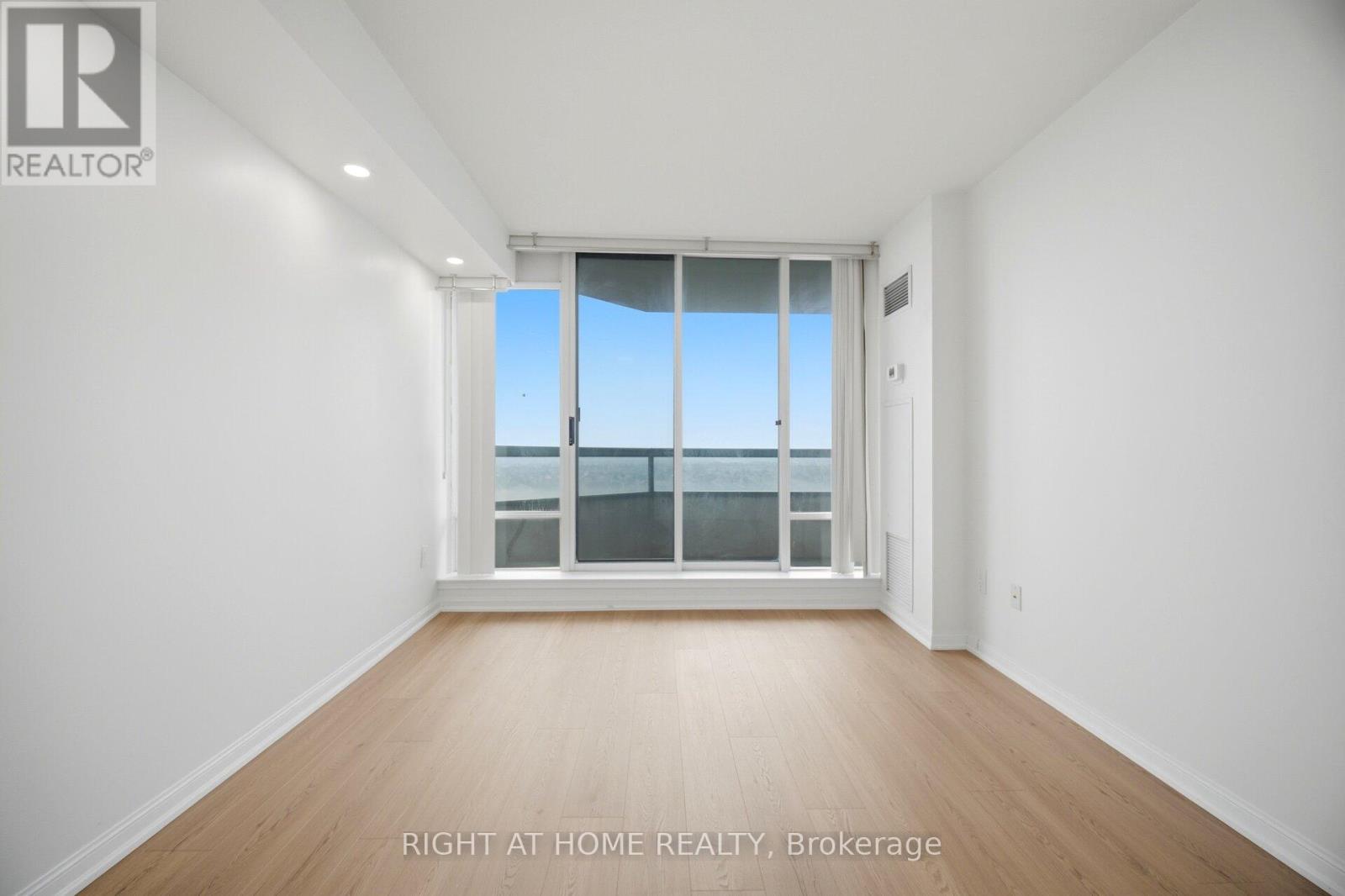 1808 - 550 Webb Drive, Mississauga, Ontario  L5B 3Y4 - Photo 32 - W13497056