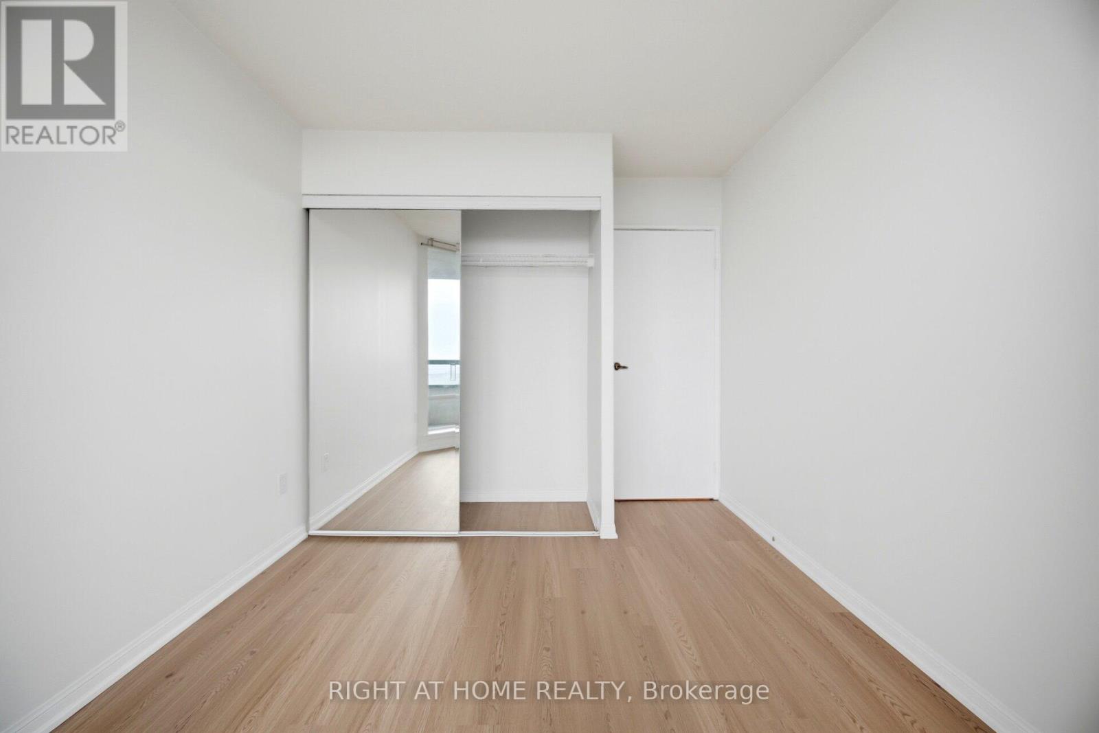 1808 - 550 Webb Drive, Mississauga, Ontario  L5B 3Y4 - Photo 30 - W13497056