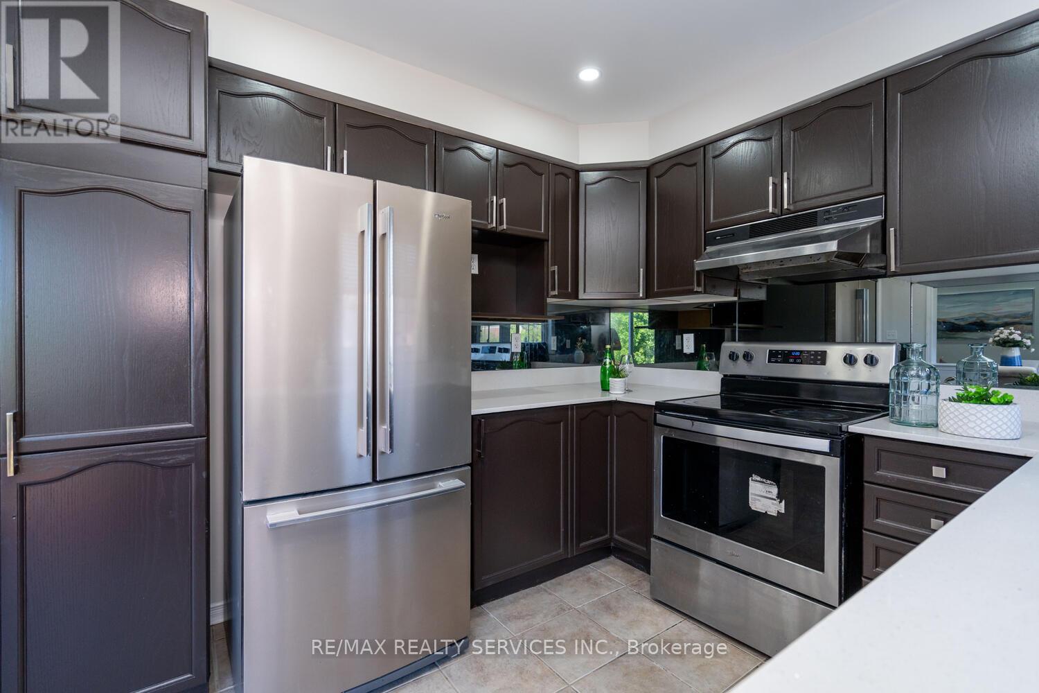 85 Williamson Drive, Brampton, Ontario  L7A 3R6 - Photo 21 - W13497076