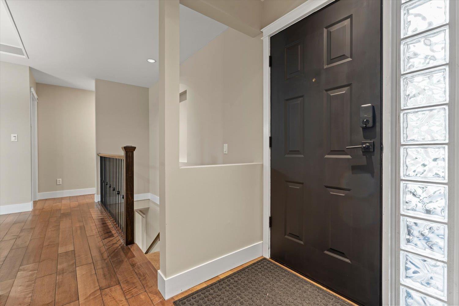34282 Cedar Avenue, Abbotsford, British Columbia  V2S 2W2 - Photo 3 - R3140536