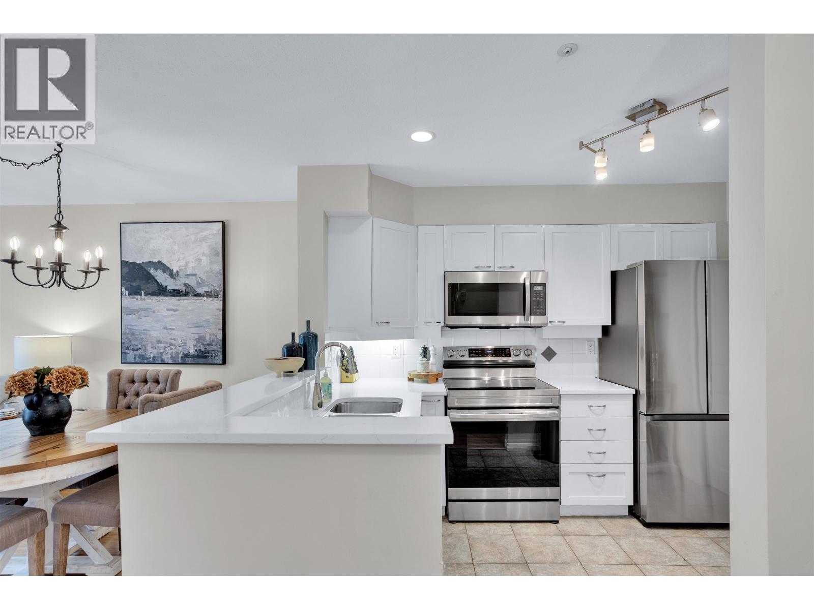 304 2525 W 4th Avenue, Vancouver, British Columbia  V6K 1P5 - Photo 14 - R3128941