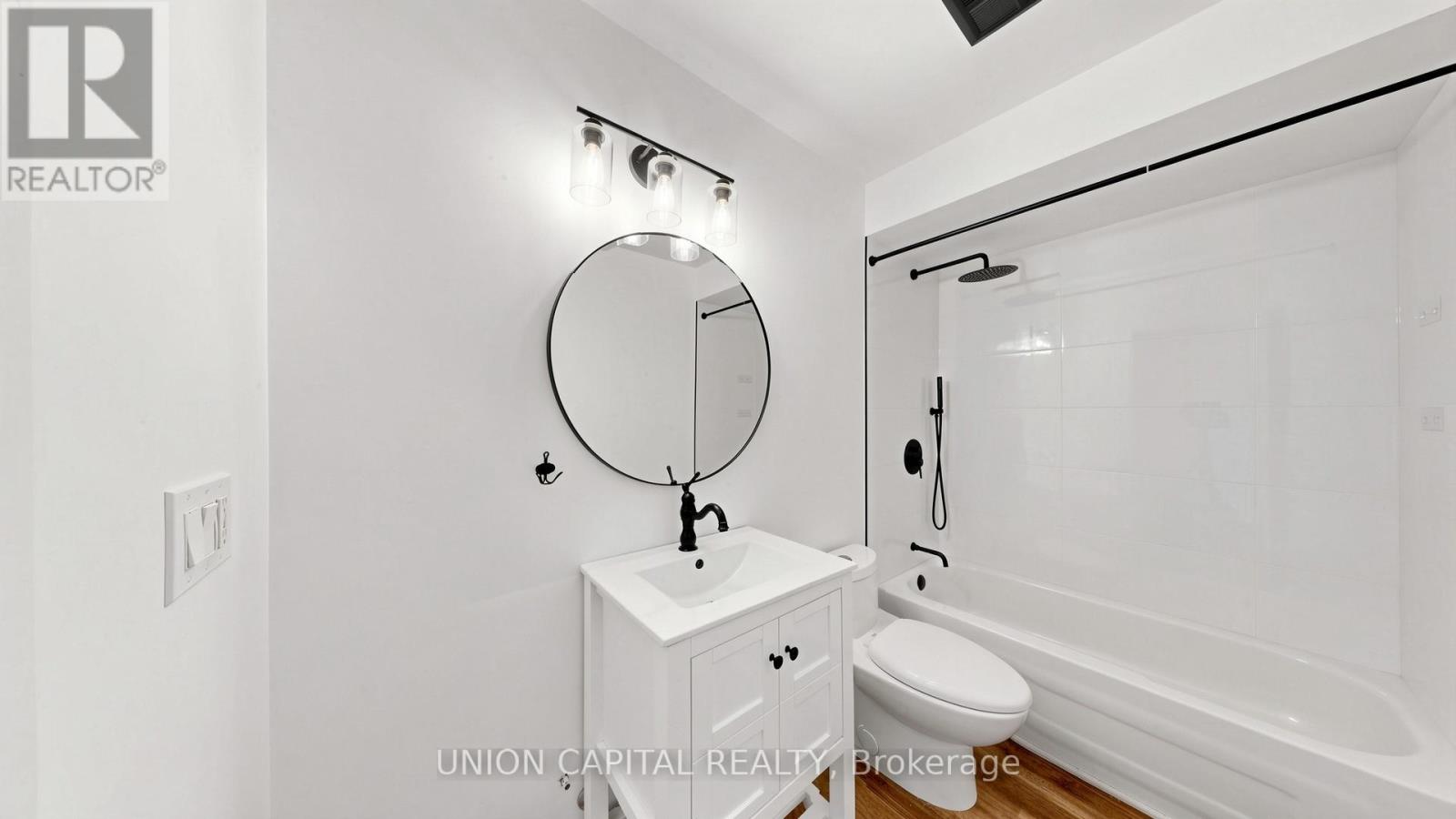 210 - 1375 Dupont Street, Toronto, Ontario  M6H 4J8 - Photo 13 - W13501686