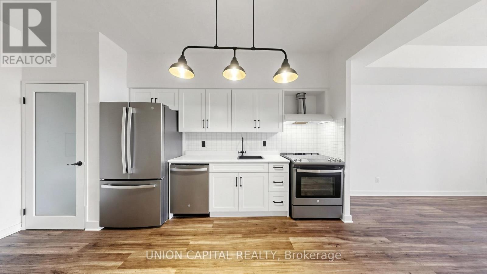 210 - 1375 Dupont Street, Toronto, Ontario  M6H 4J8 - Photo 5 - W13501686