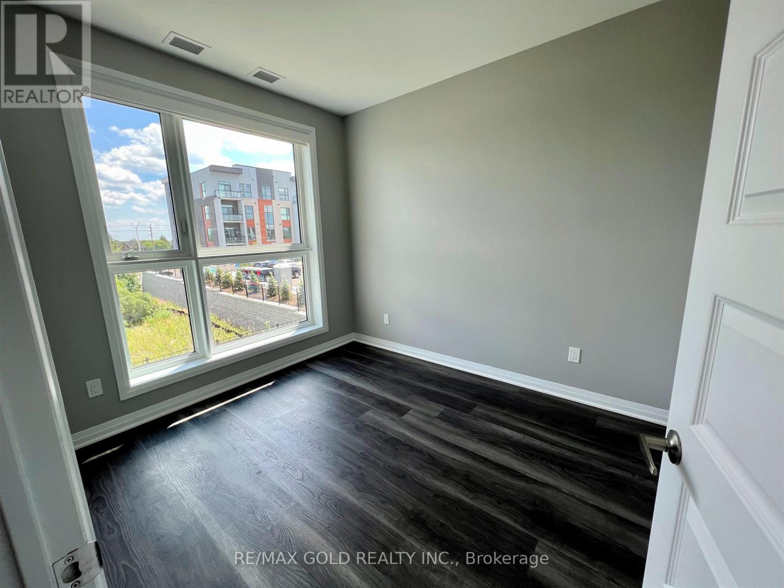 215 - 50 Kaitting Trail, Oakville, Ontario  L6M 5N3 - Photo 20 - W13501720