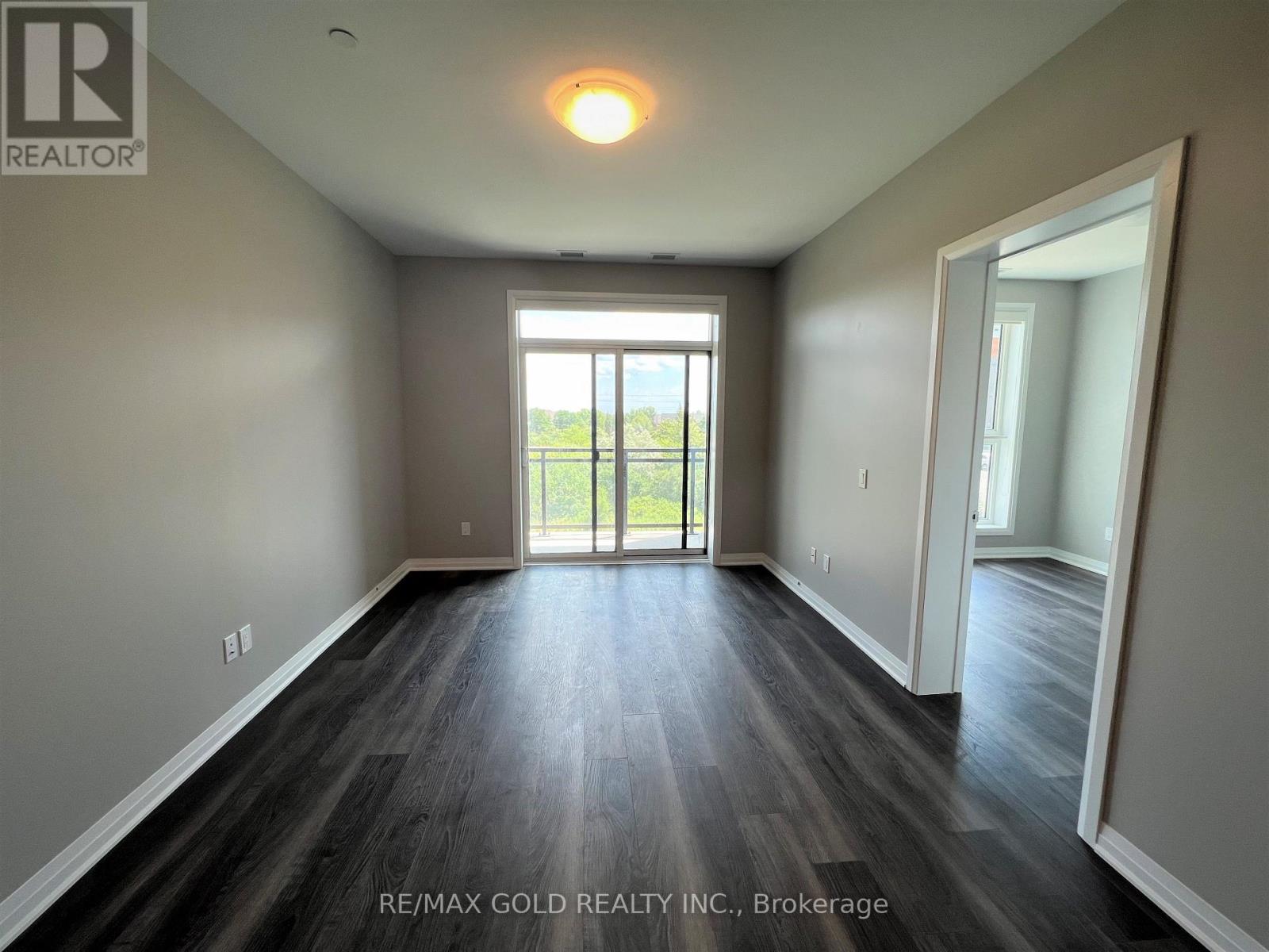 215 - 50 Kaitting Trail, Oakville, Ontario  L6M 5N3 - Photo 5 - W13501720