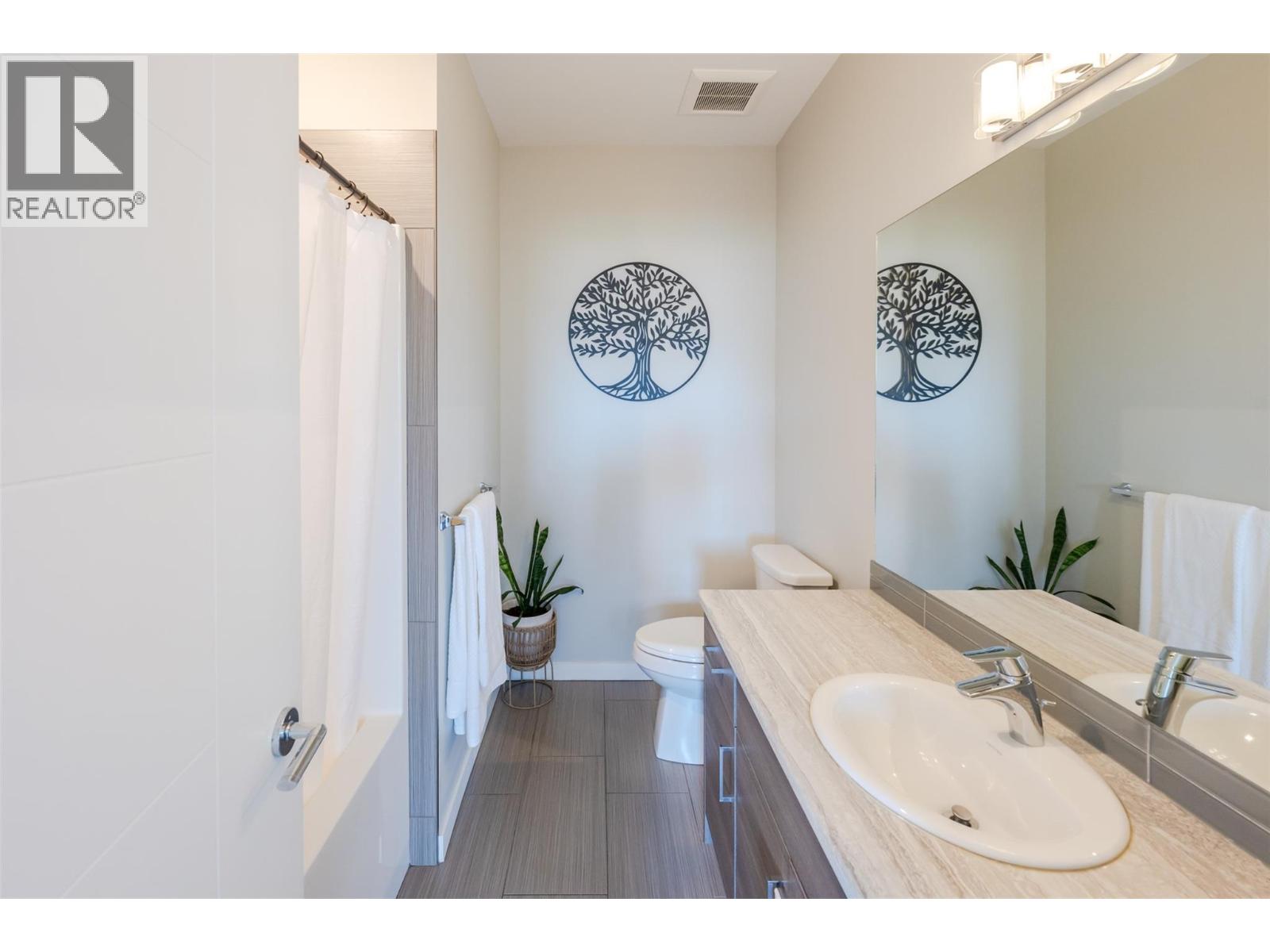 457 Nelson Avenue Unit# 102, Penticton, British Columbia  V2A 2L3 - Photo 18 - 10392853