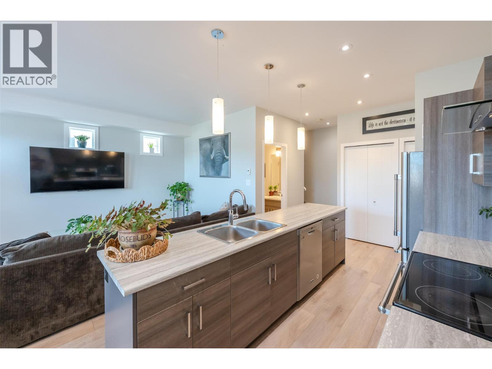 457 Nelson Avenue Unit# 102, Penticton, British Columbia  V2A 2L3 - Photo 8 - 10392853