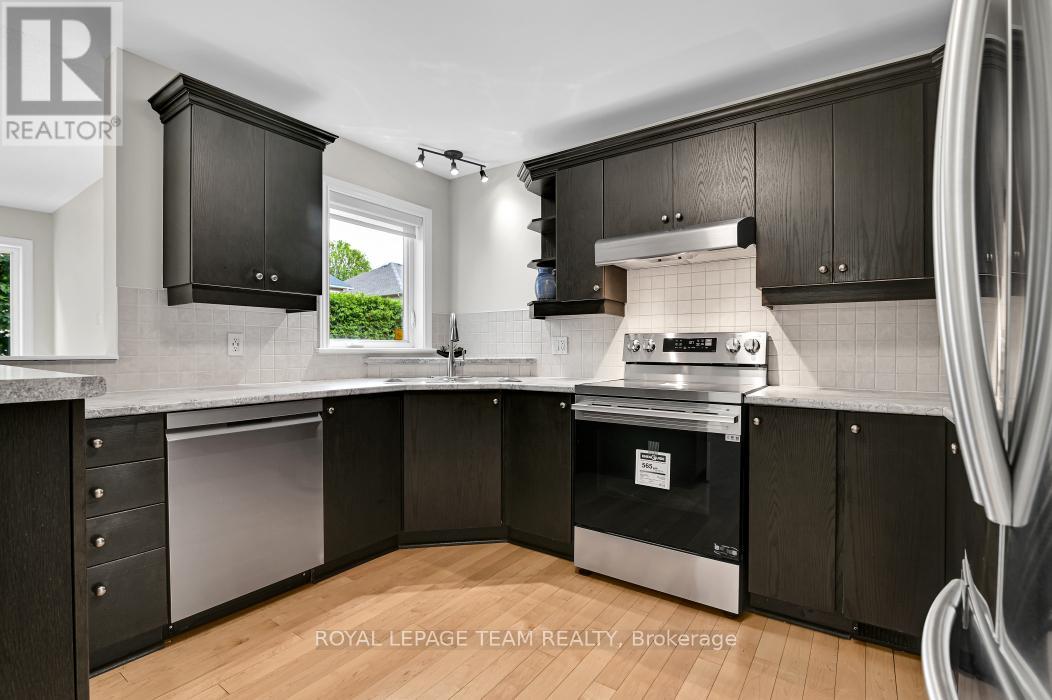 87 Selhurst Avenue, Ottawa, Ontario  K2G 7C9 - Photo 12 - X13501802