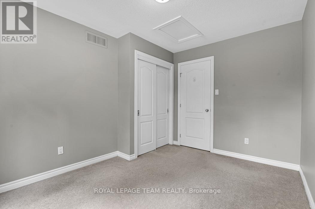 87 Selhurst Avenue, Ottawa, Ontario  K2G 7C9 - Photo 31 - X13501802