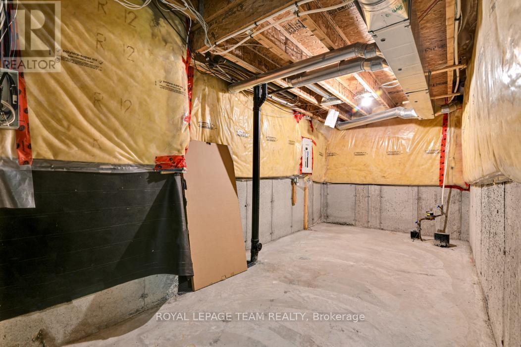 87 Selhurst Avenue, Ottawa, Ontario  K2G 7C9 - Photo 37 - X13501802
