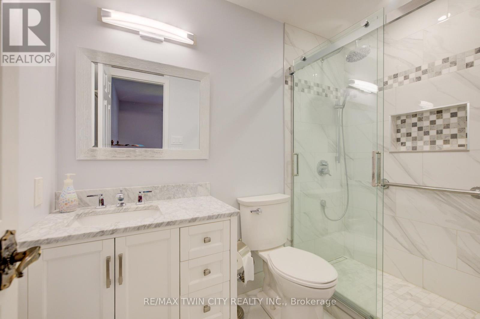 54 Stonegate Drive, Kitchener, Ontario  N2A 2Z1 - Photo 32 - X13501504