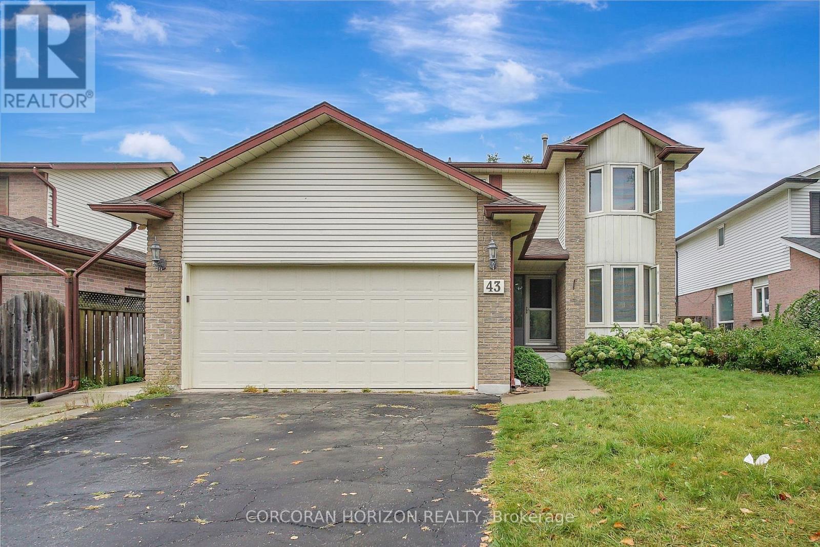 Lower - 43 Holm Street, Cambridge, Ontario N2C 3N3 - Photo 2 - X13501690