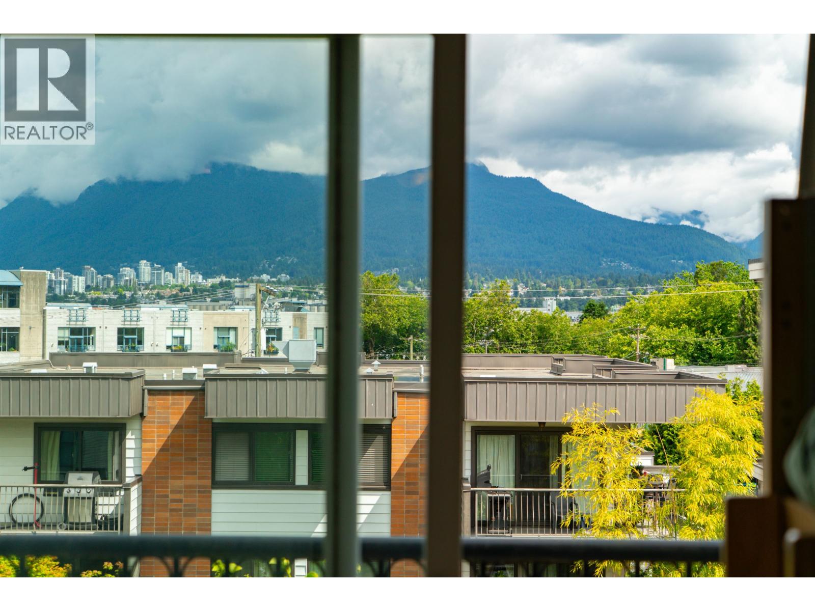 2042 Triumph Street, Vancouver, British Columbia  V5L 1K8 - Photo 25 - R3140789