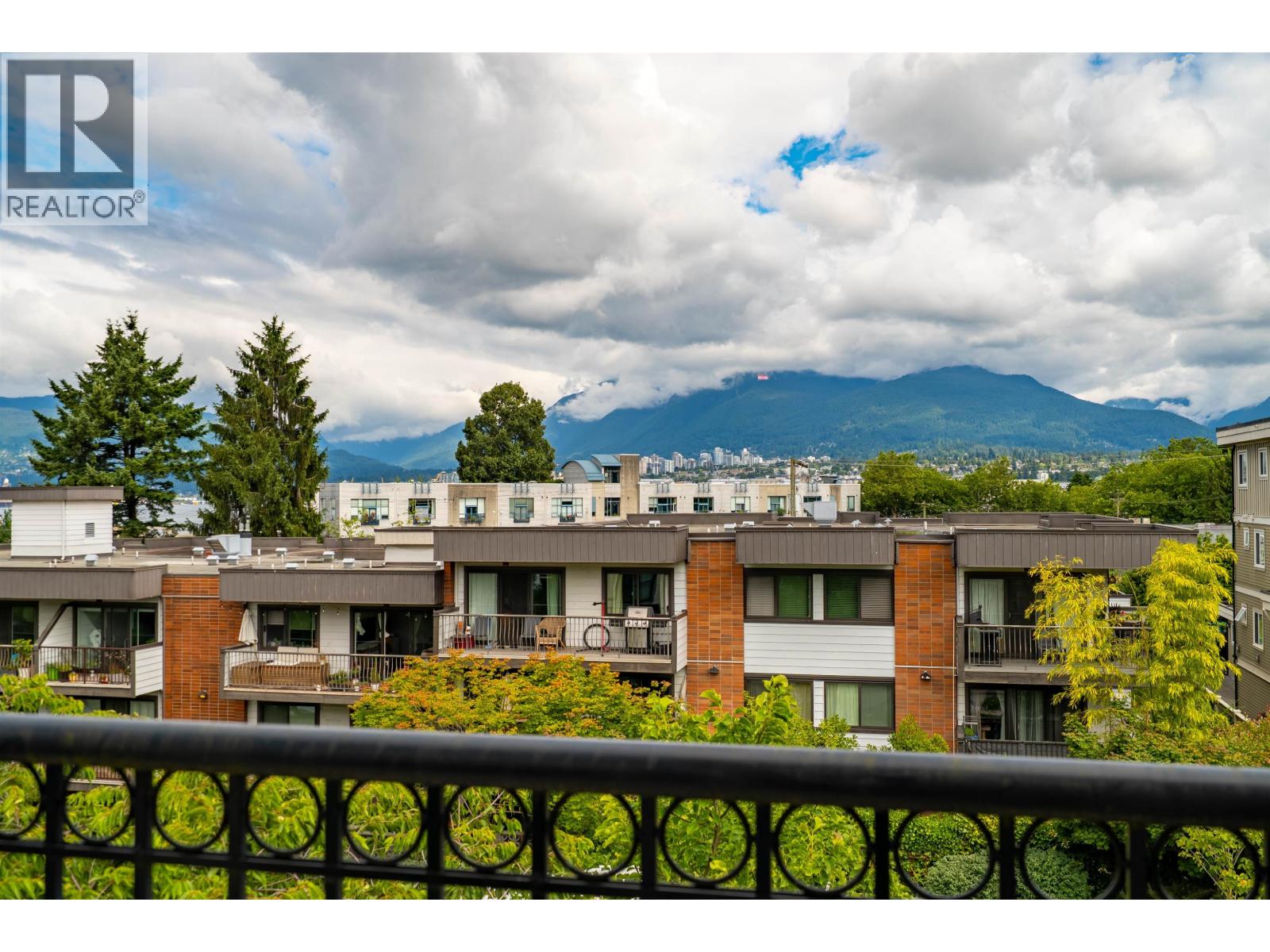 2042 Triumph Street, Vancouver, British Columbia  V5L 1K8 - Photo 37 - R3140789