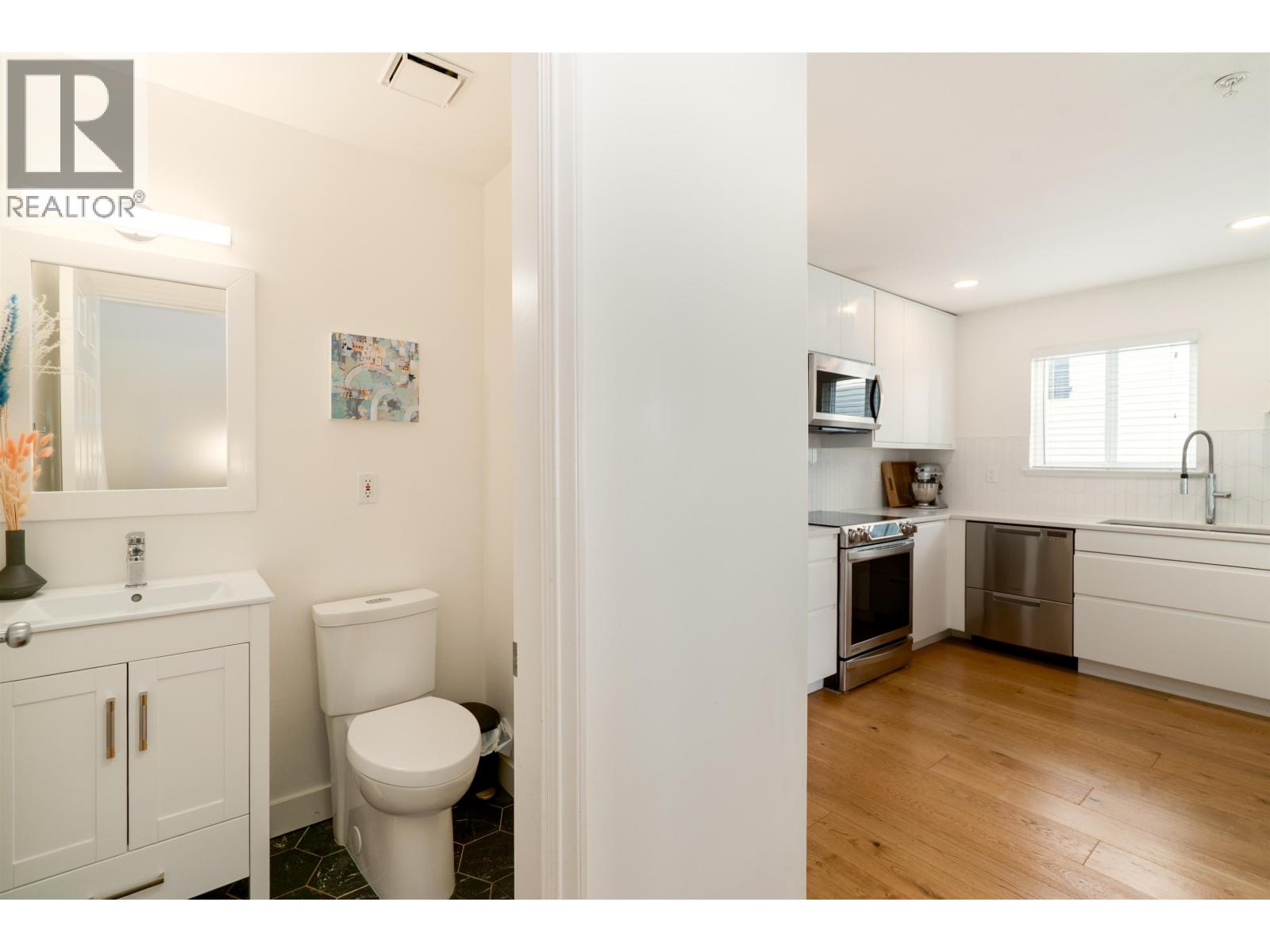 2042 Triumph Street, Vancouver, British Columbia  V5L 1K8 - Photo 8 - R3140789