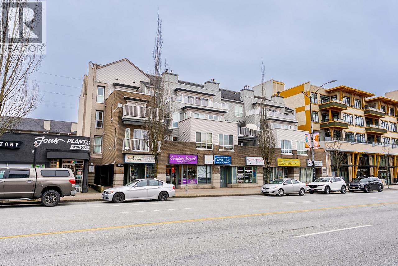 403 3939 Hastings Street, Burnaby, British Columbia  V5C 2H8 - Photo 2 - R3140821