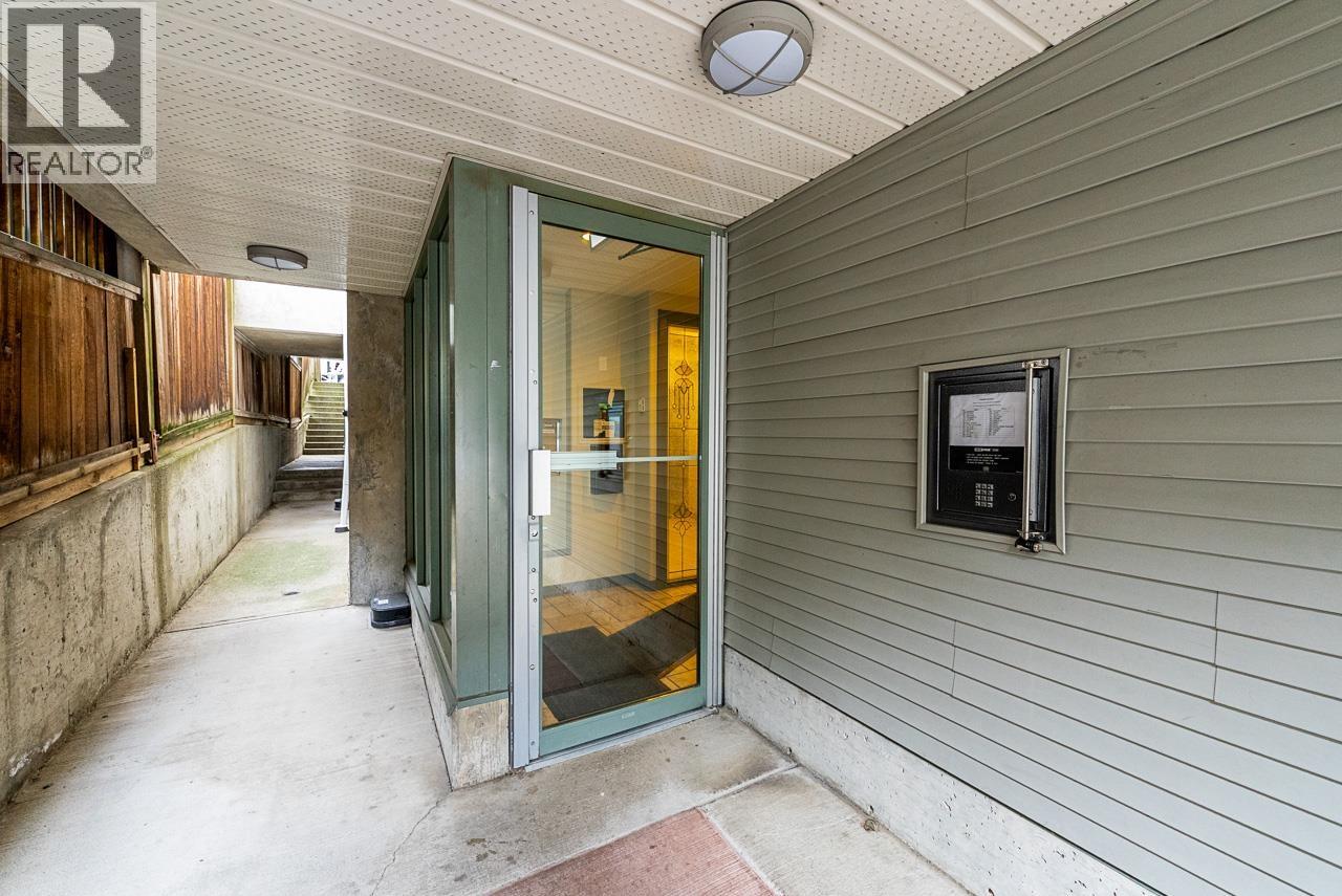 403 3939 Hastings Street, Burnaby, British Columbia  V5C 2H8 - Photo 4 - R3140821
