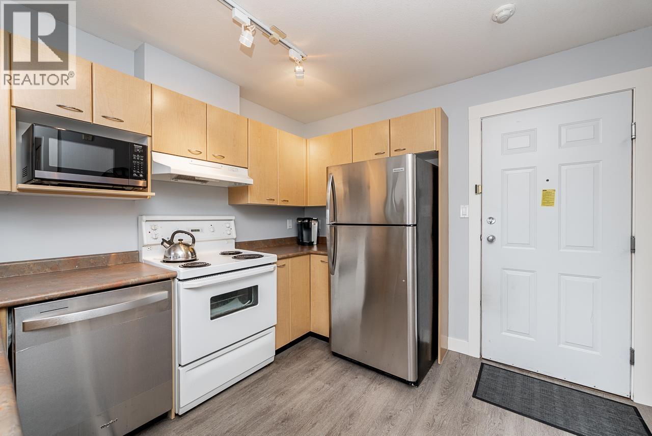 403 3939 Hastings Street, Burnaby, British Columbia  V5C 2H8 - Photo 6 - R3140821