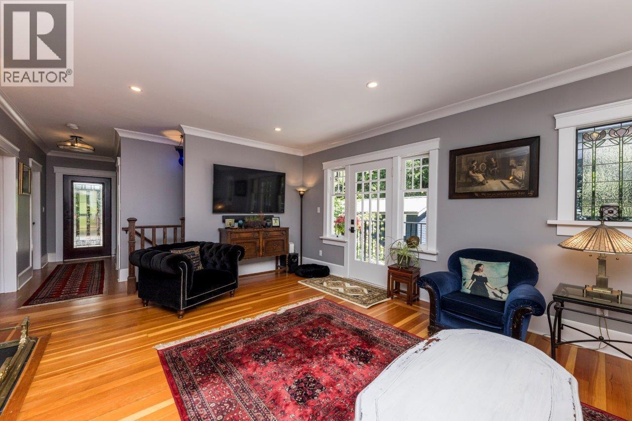 461 E St. James Road, North Vancouver, British Columbia  V7N 1L5 - Photo 4 - R3140826