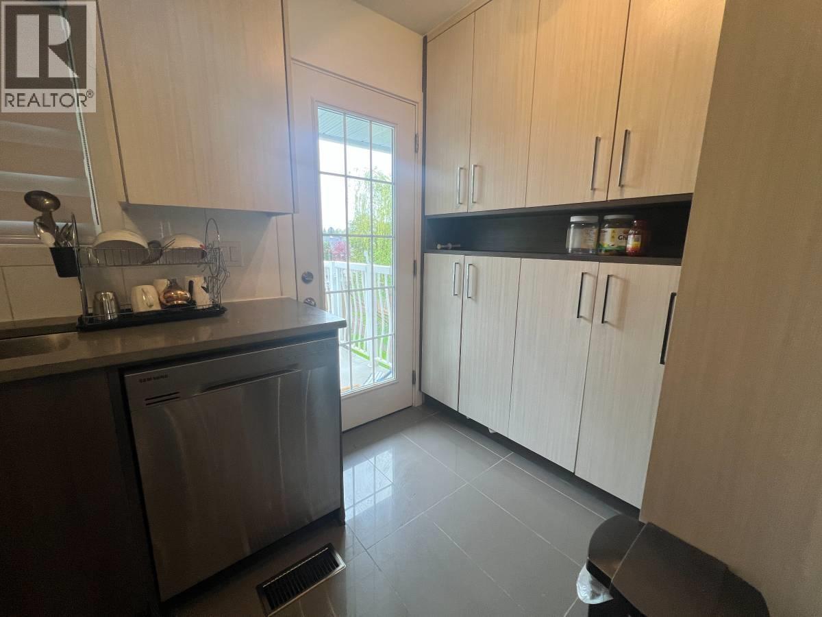 Upper 23422 Sandpiper Ave, Maple Ridge, British Columbia  V2X 9M3 - Photo 12 - R3140835
