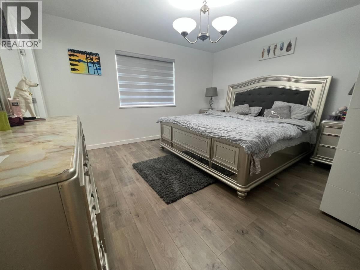 Upper 23422 Sandpiper Ave, Maple Ridge, British Columbia  V2X 9M3 - Photo 15 - R3140835