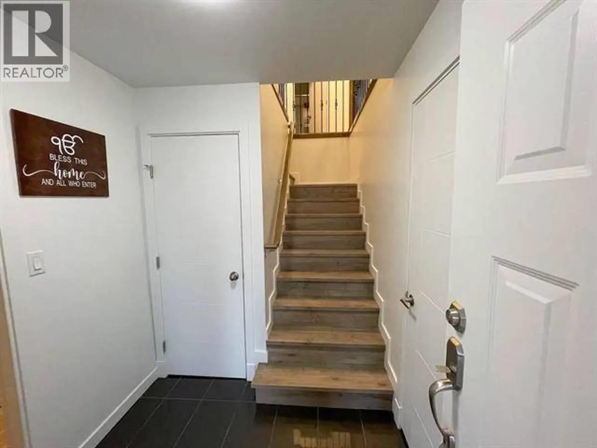Upper 23422 Sandpiper Ave, Maple Ridge, British Columbia  V2X 9M3 - Photo 5 - R3140835