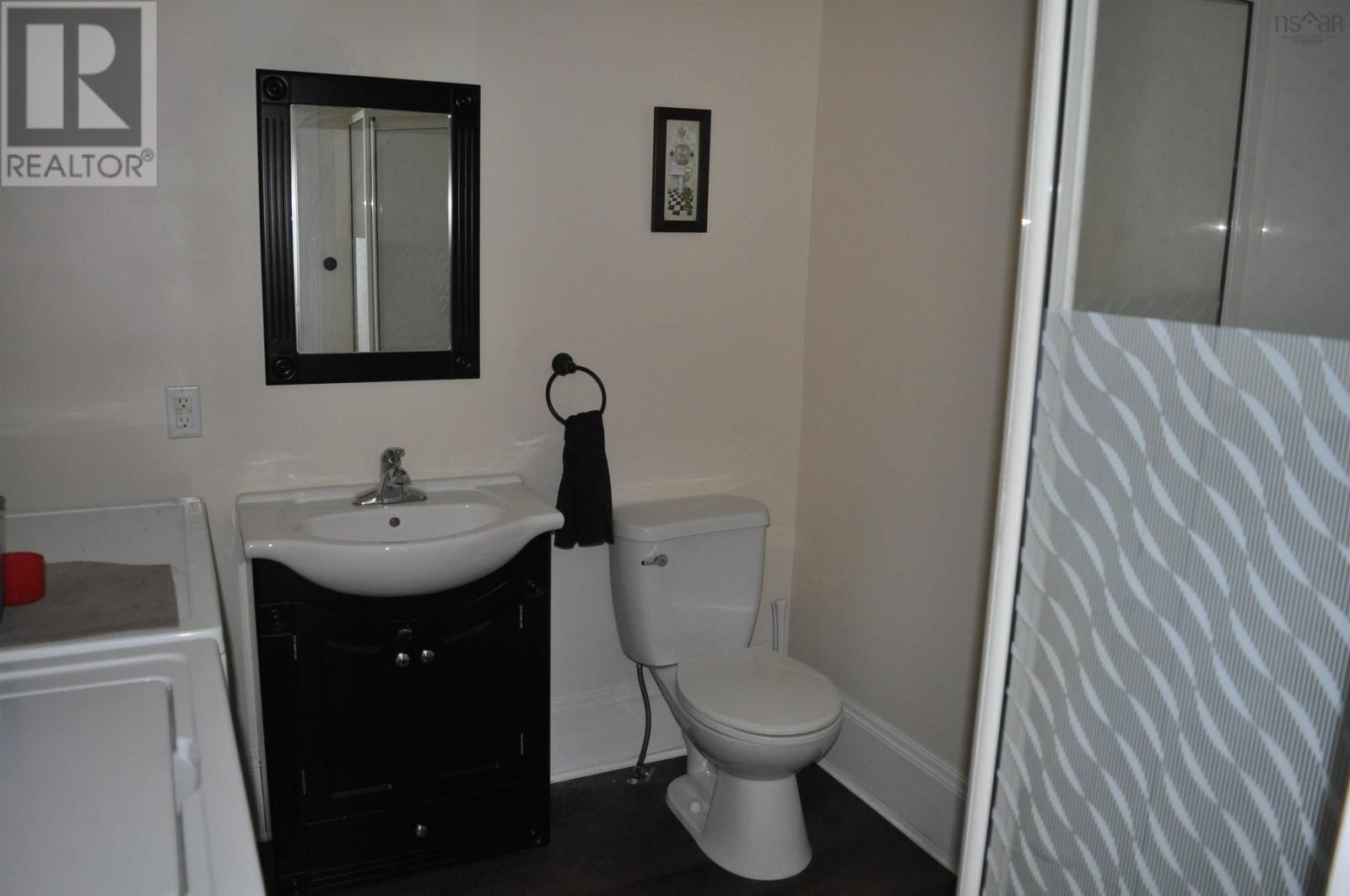 64 Centre Street, Truro, Nova Scotia  B2N 2K2 - Photo 31 - 202615836