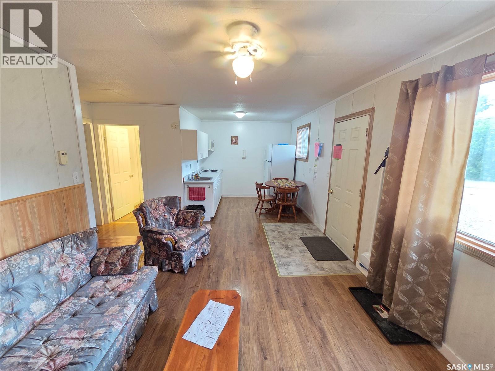 32 Chapa Avenue, Kenosee Lake, Saskatchewan  S0C 0R0 - Photo 11 - SK040997