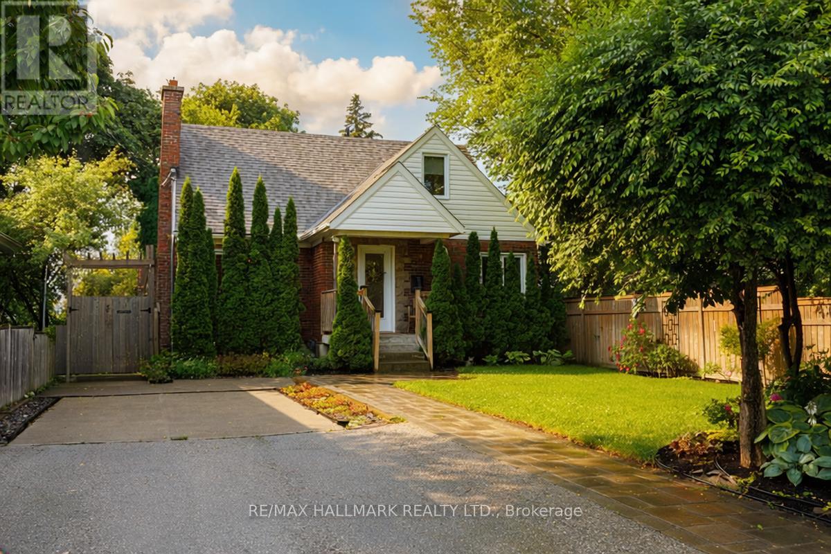 MAIN - 1885 KINGSTON ROAD, Toronto, Ontario