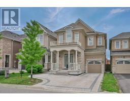 209 BABER CRESCENT, Aurora, Ontario