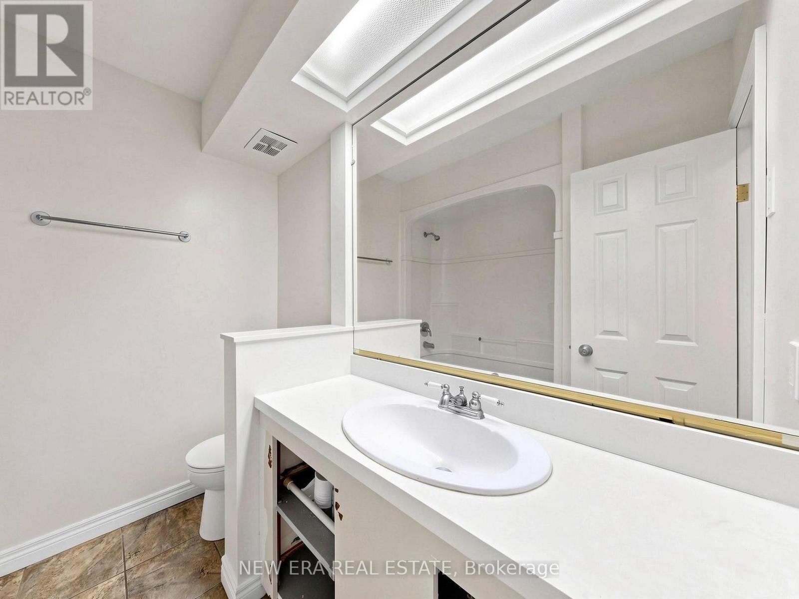 20543 Leslie Street, East Gwillimbury (Queensville), Ontario  L0L 1R0 - Photo 29 - N13501878