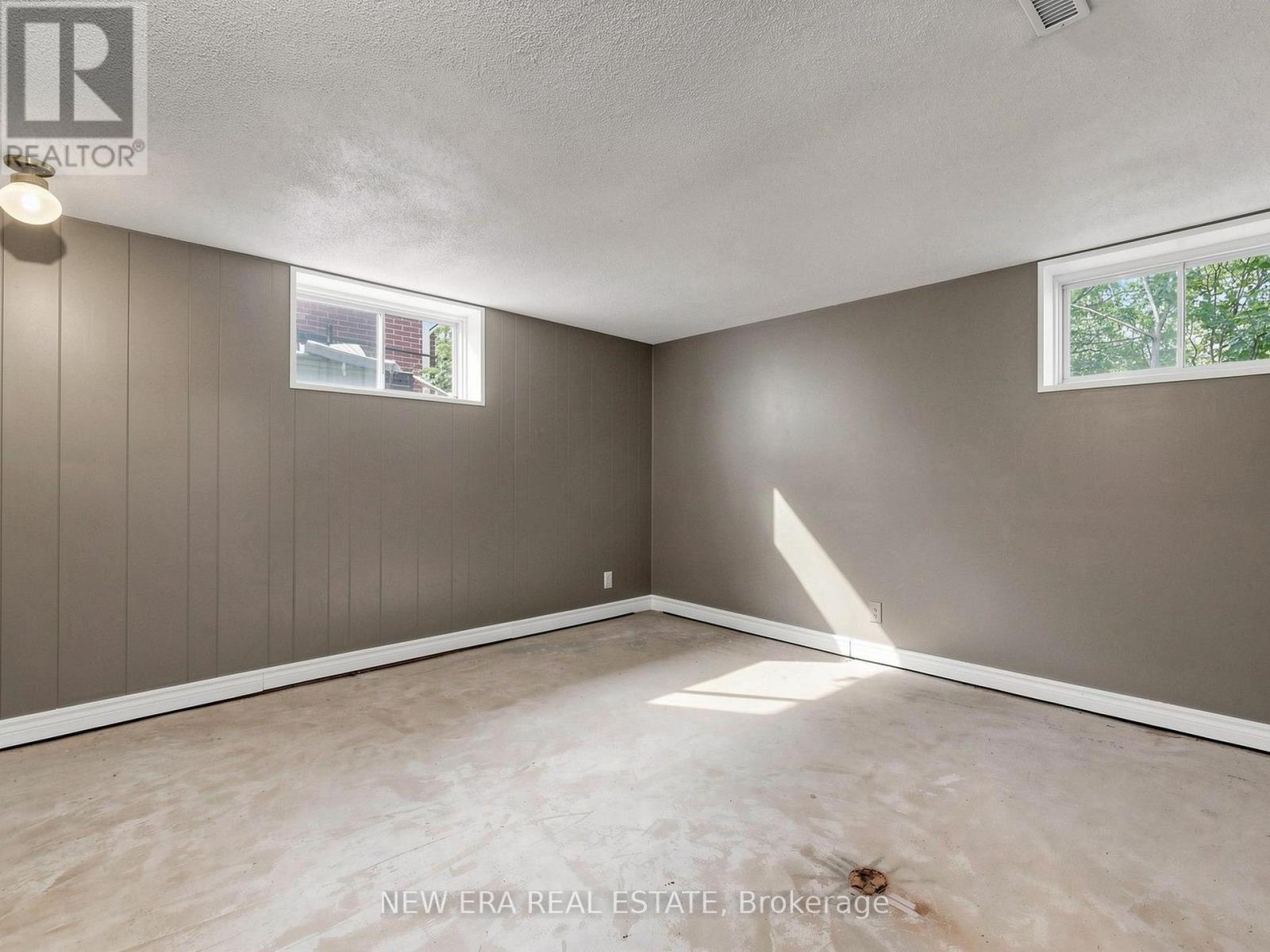 20543 Leslie Street, East Gwillimbury (Queensville), Ontario  L0L 1R0 - Photo 36 - N13501878