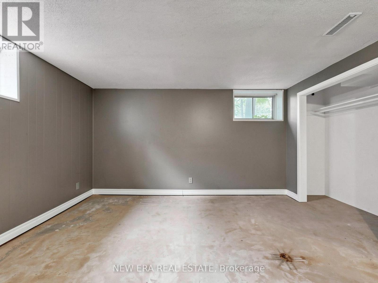 20543 Leslie Street, East Gwillimbury (Queensville), Ontario  L0L 1R0 - Photo 37 - N13501878