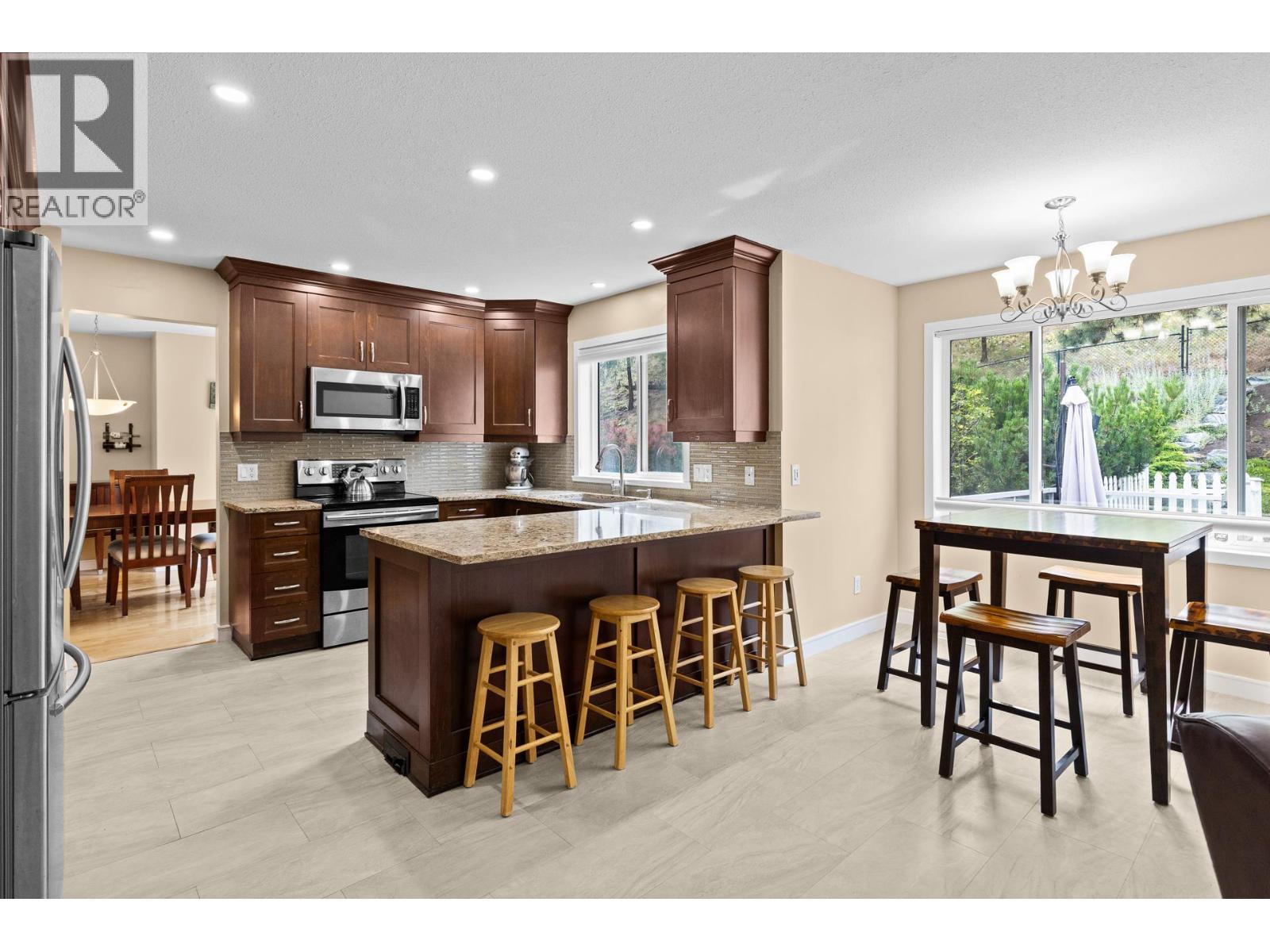 774 Nahanni Place, Kelowna, British Columbia  V1V 1N5 - Photo 14 - 10392905