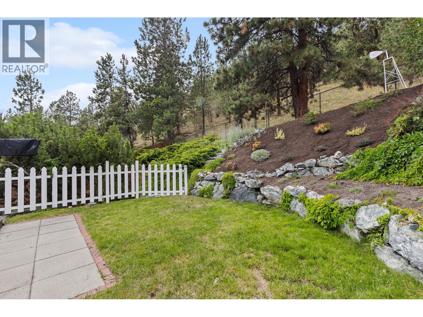 774 Nahanni Place, Kelowna, British Columbia  V1V 1N5 - Photo 55 - 10392905